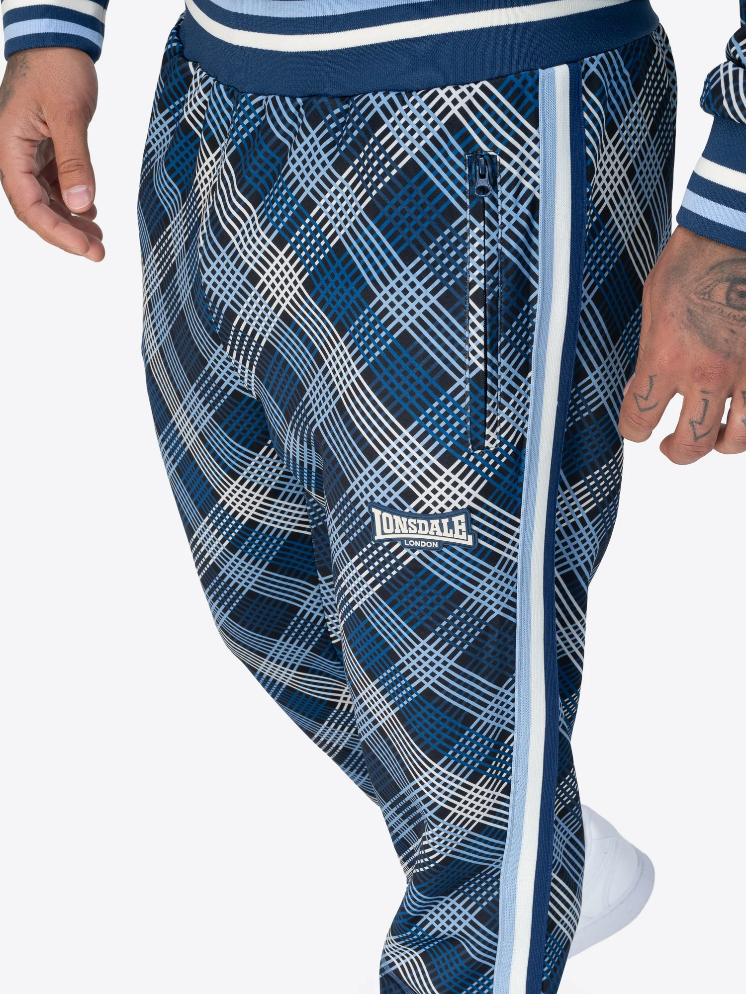 CANTERBURRY - Image 6